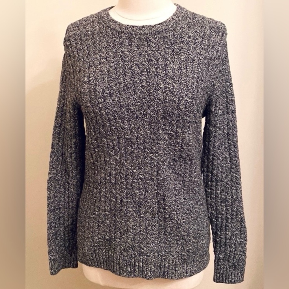 Old Navy Black Grey SZ S Cabincore Dark
Academia Preppy Casual Cozy Wool Sweater